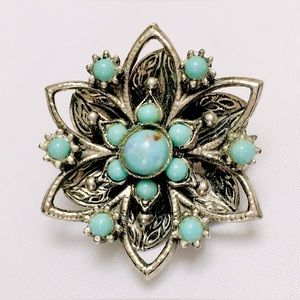 Southwest Style Turquoise Silver Petit Point Brooch